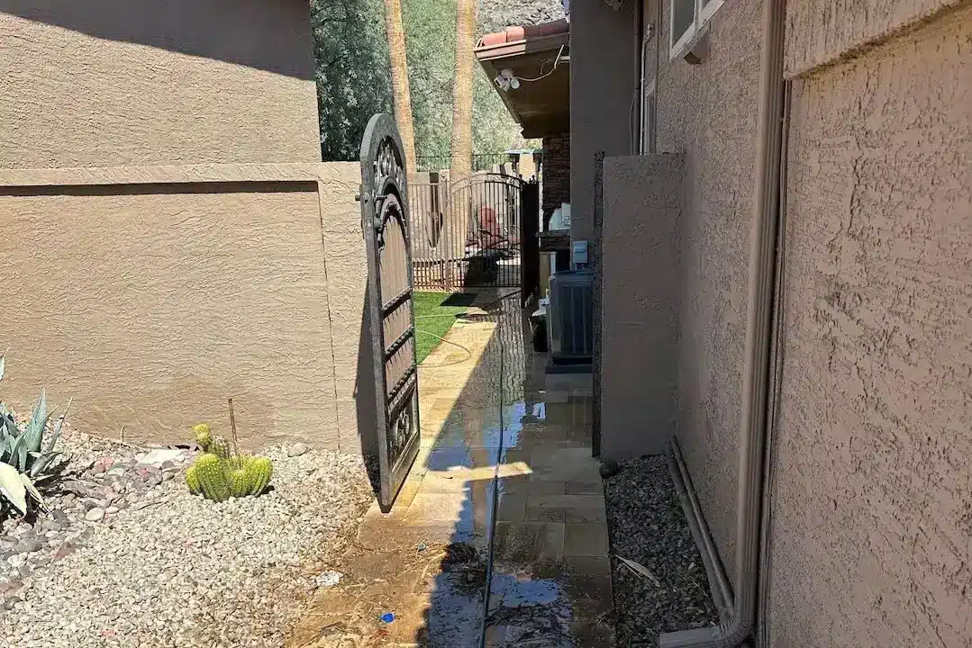 retaining wall pressure washing service in Glendale, AZ.