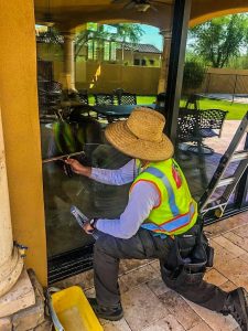 restaurant window cleaners in Phoenix.